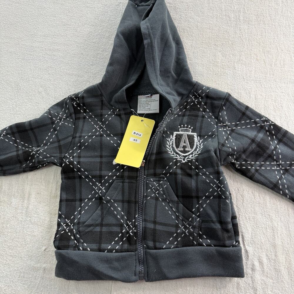 MJ collection Boys Full Zip Hoodie Size 4/5 NWT.